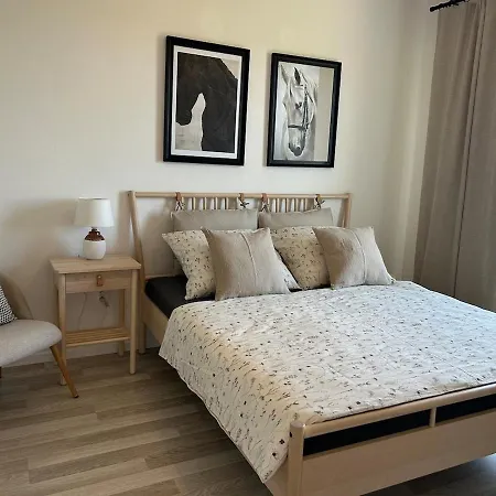Samorin Xbs View Apartman Plus Parking Exterior photo